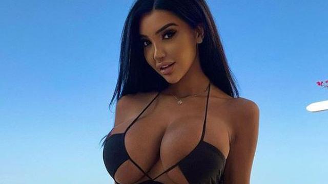 Chloe Khan yok artık dedirtti! Neredeyse soyunup Çok mu çıplak? dedi