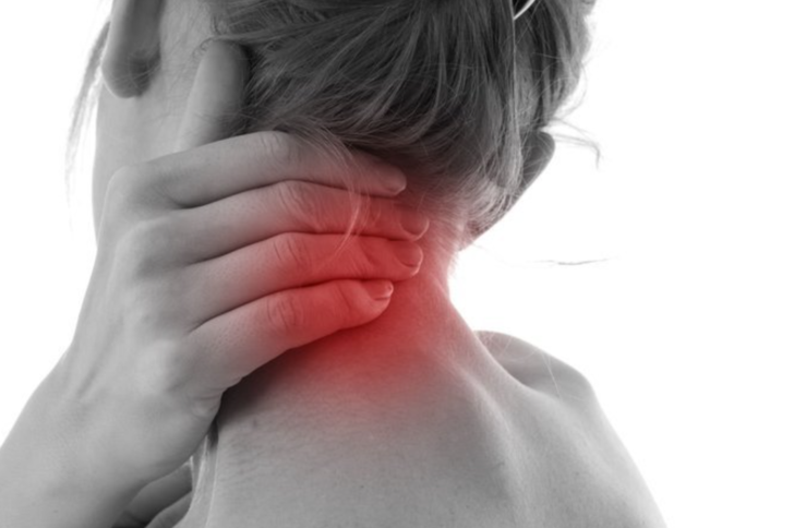 Ünlü estetikçi uyardı: "Göğüs büyüklüğü ciddi sağlık sorunlarına yol açabilir" G4