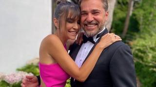 Engin Altan Düzyatan ve eşi Neslişah Alkoçlar Medine'den paylaştı