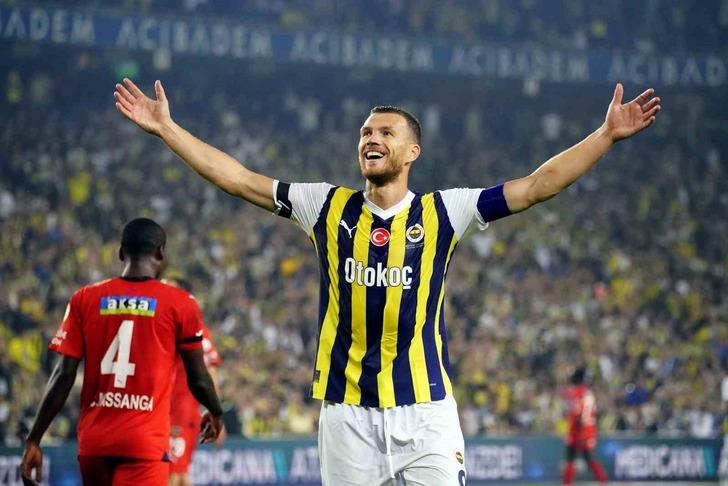 Fenerbahçe'nin Hatayspor galibiyetinin ardından Erman Toroğlu'ndan Galatasaray kıyaslaması! G5