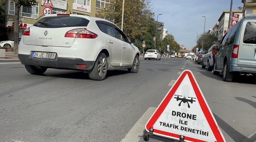 Bakırk&ouml;y'de trafik denetiminde 5 s&uuml;r&uuml;c&uuml;ye 10 bin 846 TL cezai işlem uygulandı