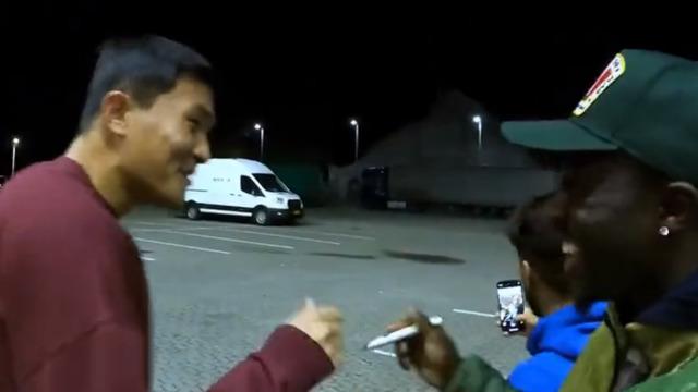 Fenerbahçe'nin eski yıldızı Kim Min-Jae'nin Sarı-Lacivertli formayı görünce verdiği tepki gündem oldu!