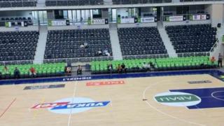 Denizlili basketbolcu 43 yaşındaki Osman Gürcü basketbolda 2 farklı Guinness rekorunu kırdı