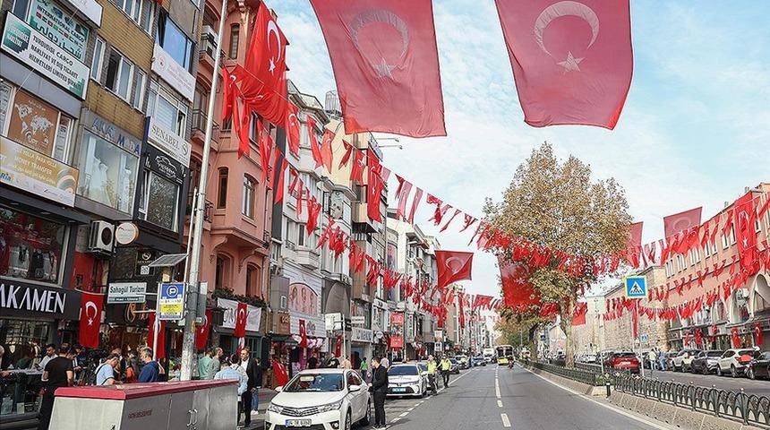 28 Ekim yarım gün mü, 29 Ekim 2023 hangi güne denk geliyor, hangi kurumlar kapalı? Cumhuriyet Bayramı tatil bilgisi