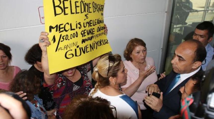 Mersin Büyükşehir Belediye Meclisi'nde 'Nükleer santral' gerginliği