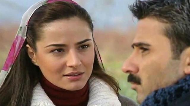 Kınalı Kar'ın Nazar'ıydı... Oyunculuğu ara veren Özlem Conker'in yeni mesleği bakın neymiş