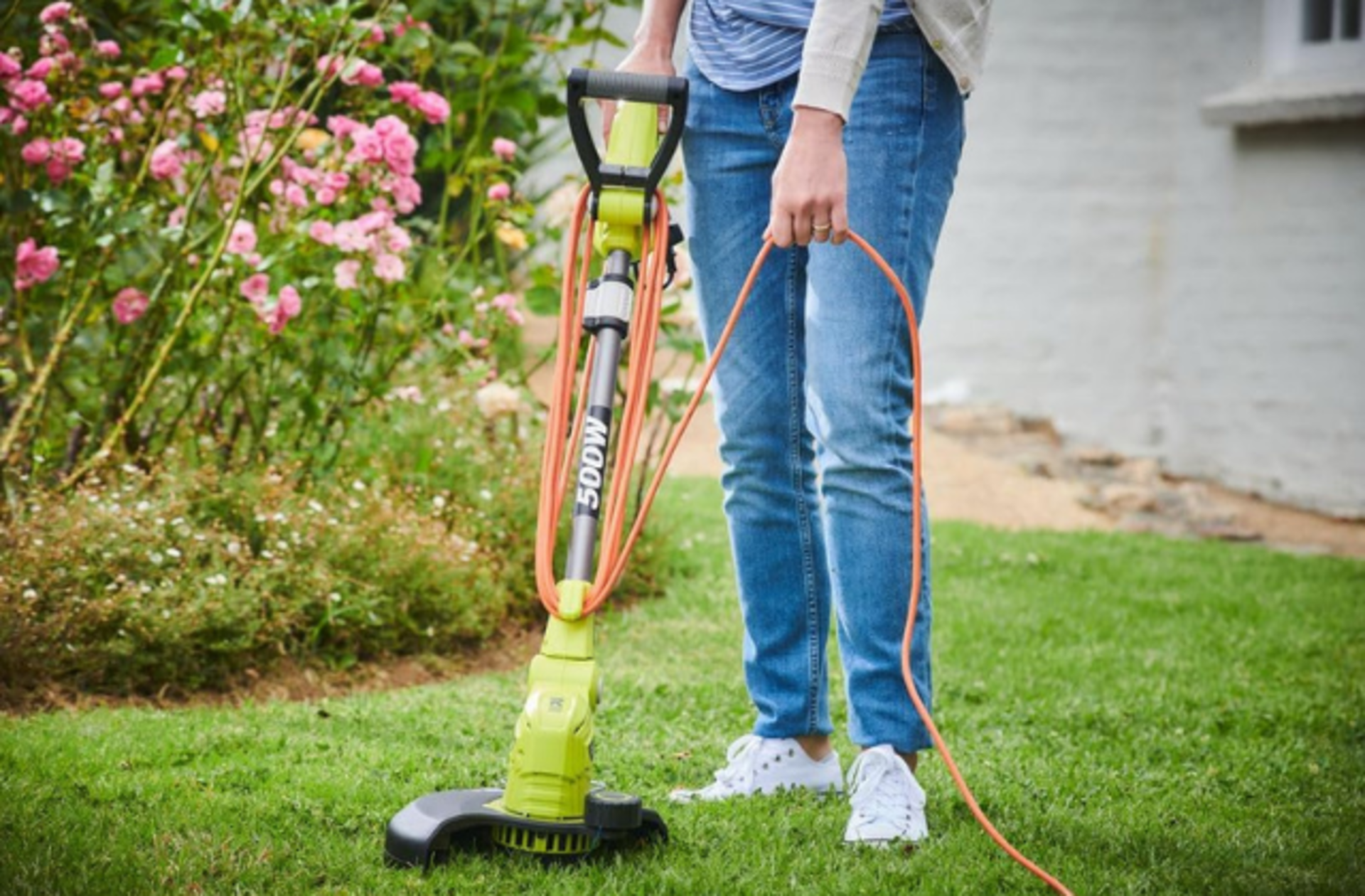 Bahçenizi kolayca temizlemeyi sağlayacak elektrikli tırpan tavsiyeleri