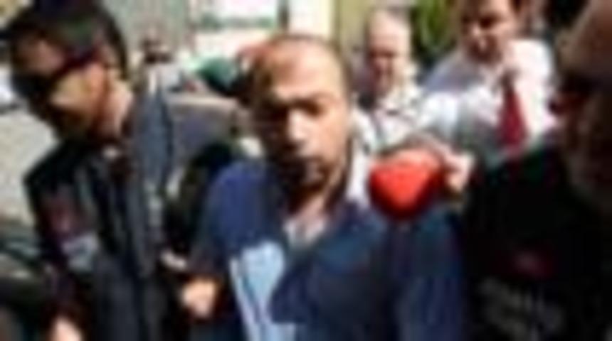 Şortlu Ayşeg&uuml;l Terzi'ye tekme atan Abdullah &Ccedil;akıroğlu'nun tahliyesine itiraz