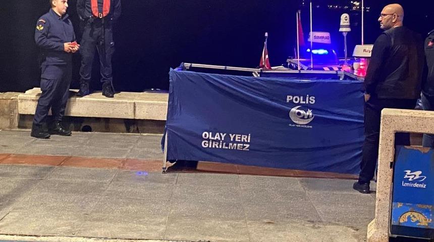 İzmir'de korkunç olay! Denizde ayağına bidonlar bağlı erkek cesedi bulundu