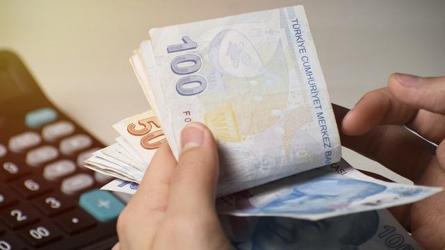 Son dakika haberi: 2024 kıdem tazminatı taban rakamı ne oldu? Asgari ücret zammı ile o da değişti: Kıdem tazminatı tavanı için gözler memur zammına çevrildi