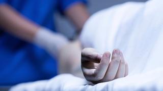 Cesedini 20 yıl boyunca kimse fark etmedi! Evini fareler basınca gerçek ortaya çıktı... Cansız bedeninden geriye sadece dişleri ve kemikleri kalmıştı