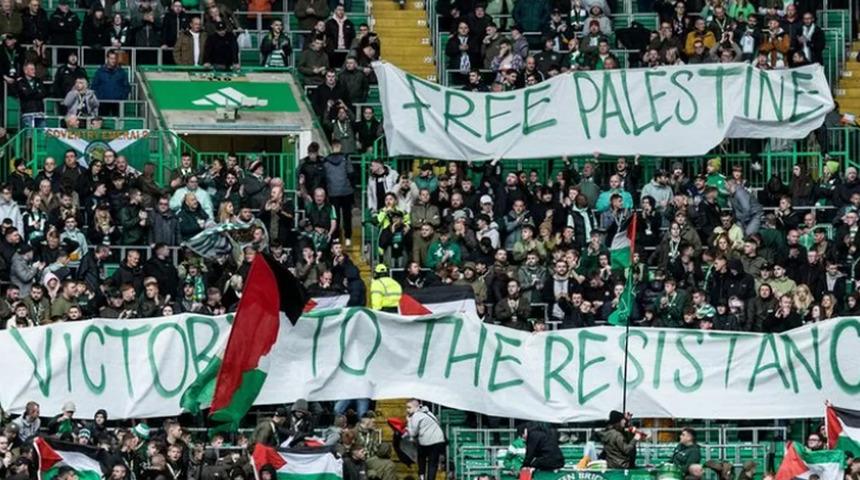 Celtic taraftarı yönetimlerinin yasağına kulak asmadı! Tüm stadyum Filistin bayraklarıyla donatıldı...
