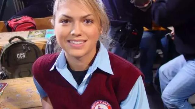 Hayat Bilgisi’nin Barbie Gamze’siydi... İpek Erdem Fenerbahçe efsanesinin kardeşi çıktı 