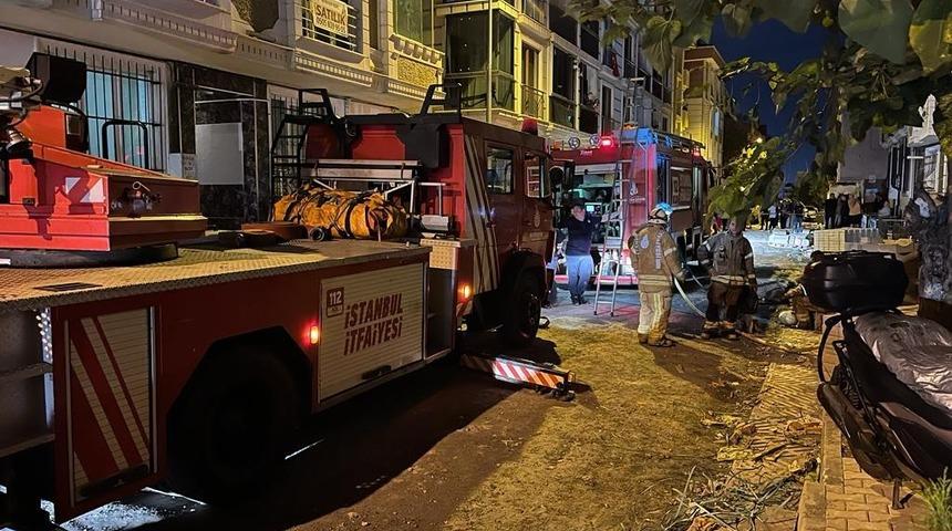 Esenyurt&rsquo;ta eşi ile kavga eden adam evini yaktı