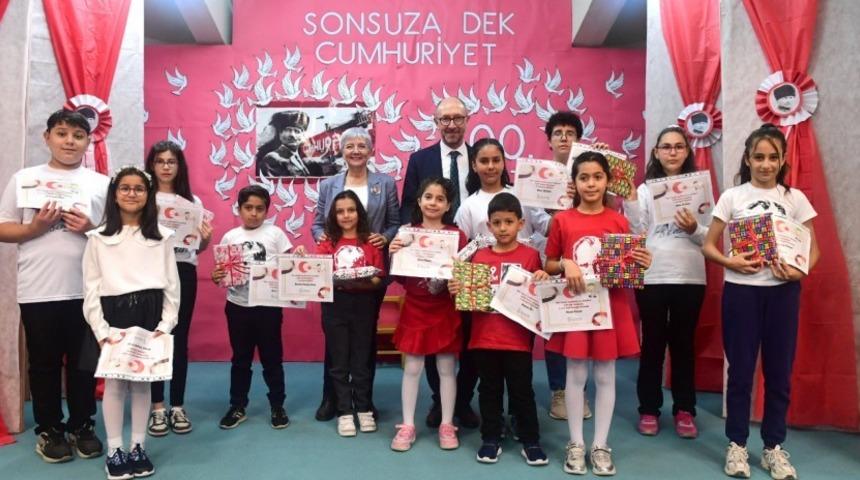 Cumhuriyetin 100. yılı İÇEM’de coşkuyla kutlandı