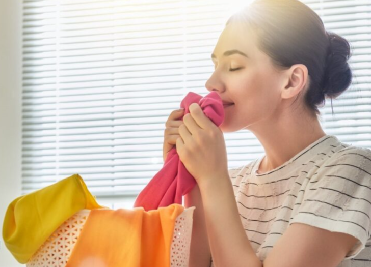 Yumuşatıcı kullanmadan çamaşırlarınızı mis gibi kokutma yöntemleri!