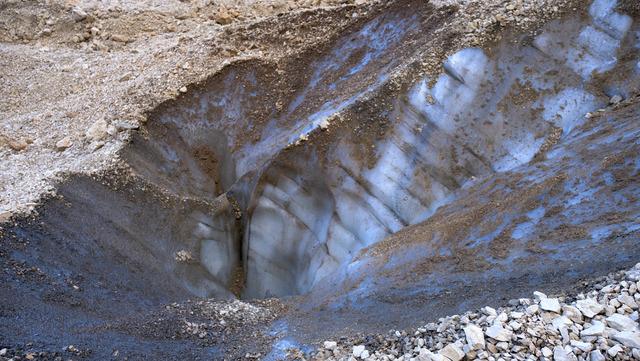konyada-25-milyon-yil-oncesine-ait-sirk-buzulu-bulundu_3939_dhaphoto13