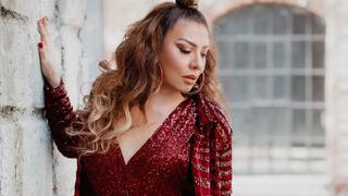 Işın Karaca 19 yaş küçük sevgilisiyle sessiz sedasız evlendi! Nikahtan ilk kare