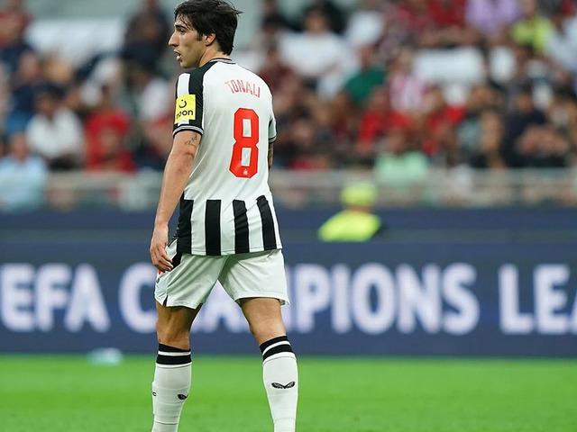 Newcastle United forması giyen Tonali için sürpriz gelişme!