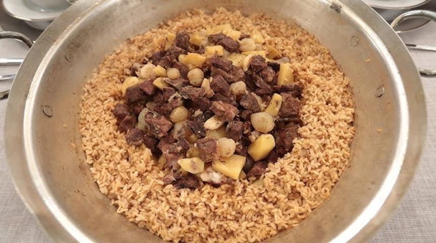 MasterChef tas pilavı tarifi! Maraş y&ouml;resine ait tas pilavı nasıl yapılır, malzemeleri neler?