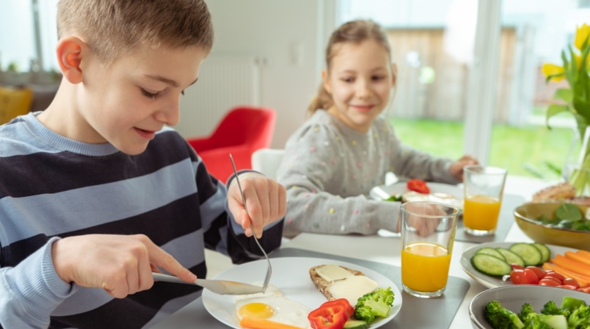 Çocuğunuzu okula kahvaltı etmeden gönderiyorsanız dikkat! Uzmanından dikkat çeken uyarı