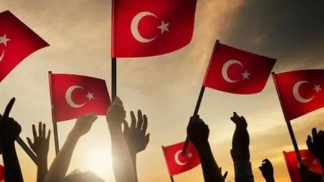 29 EKİM CUMHURİYET BAYRAMI ŞİİRLERİ 2023: 100. yıla özel 2,4,6 kıtalık etkileyici ve en güzel 29 Ekim şiirleri!