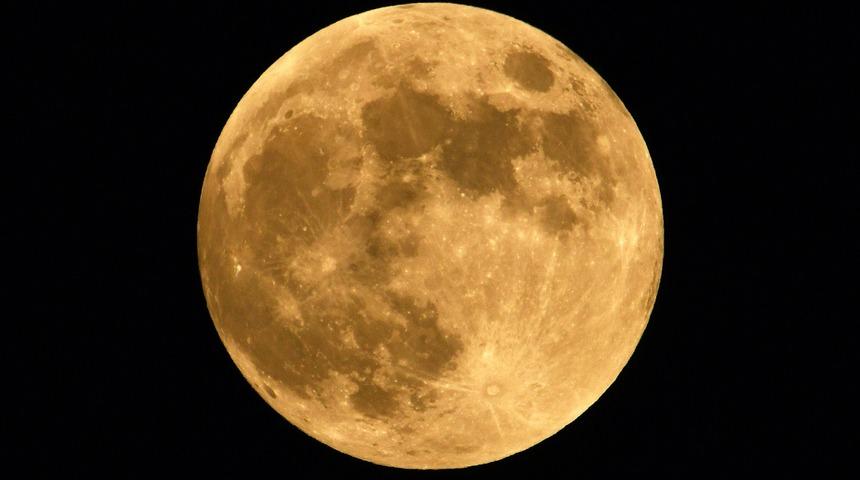  Yer: Ahlat! 'Süper Ay'ın büyüleyici manzarası!