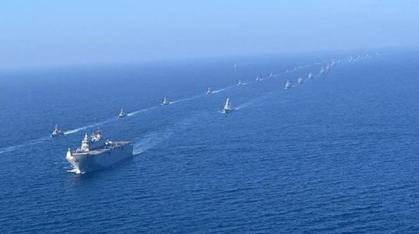 Milli Savunma Bakanlığı'ndan vatandaşa davet: 100 savaş gemisi gösteri için hazır