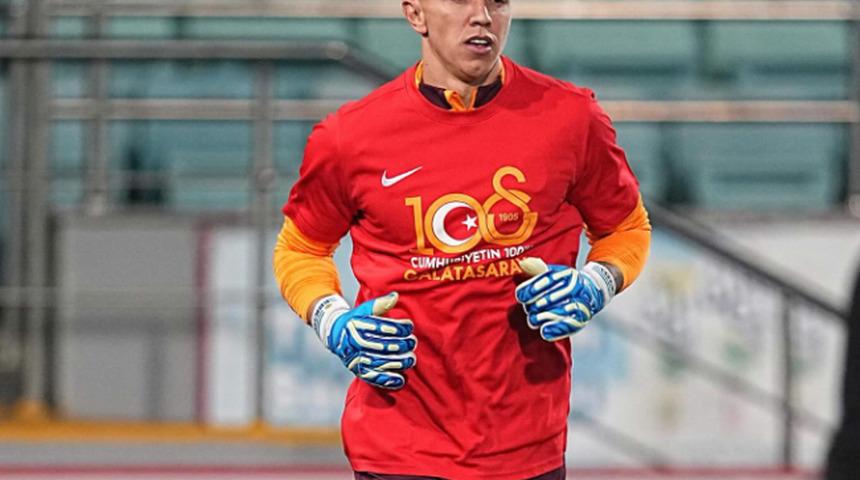 Fernando Muslera gönülleri fethetmeye devam ediyor! Cumhuriyetimizin 100. yılına ilişkin Türkçe paylaşımlara devam ediyor