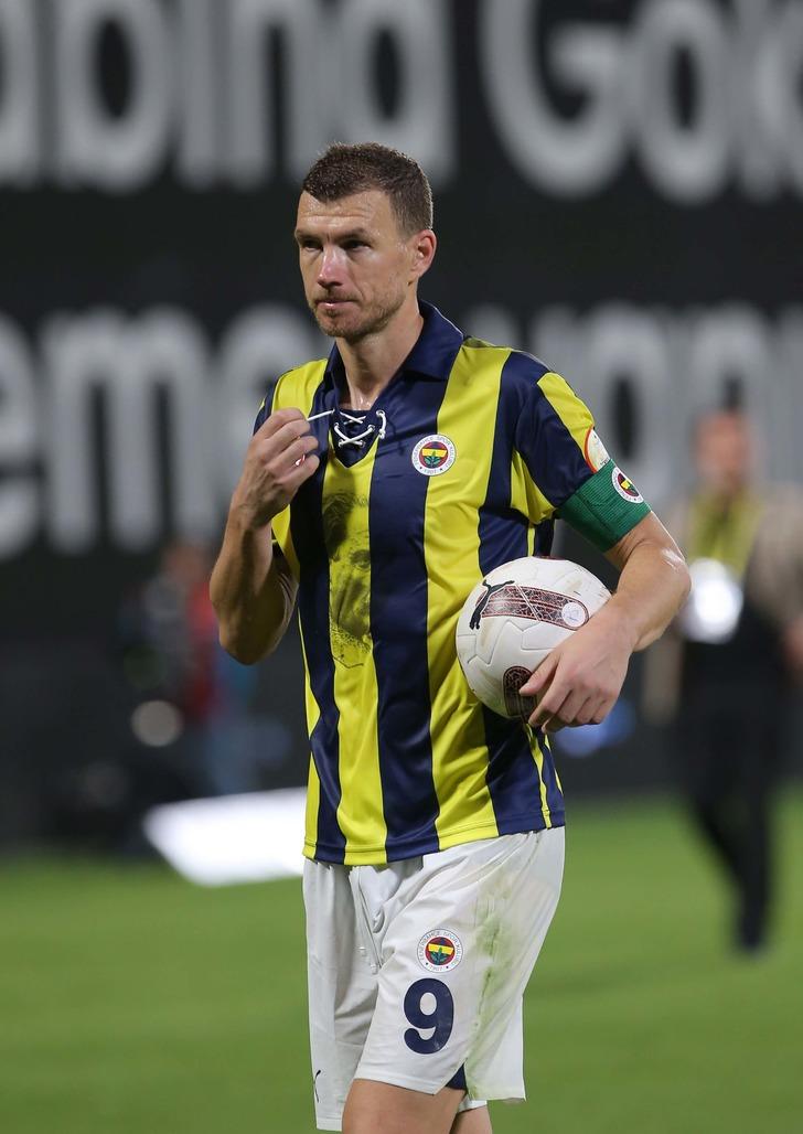 Pendikspor maçında 3 gol birden atmıştı! Tüm dünya Fenerbahçe'nin yıldızı Edin Dzeko'yu konuşuyor, "Durdurulamıyor" G2