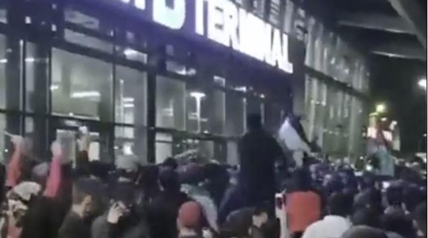 Dağıstan'da İsrail gerginliği! Havalimanı karıştı, arbede çıktı