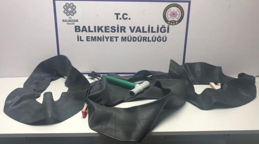 Balıkesir'de 23 düzensiz göçmen yakalandı