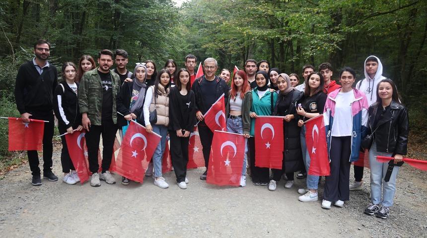 İstanbul'daki belediyeler Cumhuriyet'in 100. yılını coşkuyla kutladı