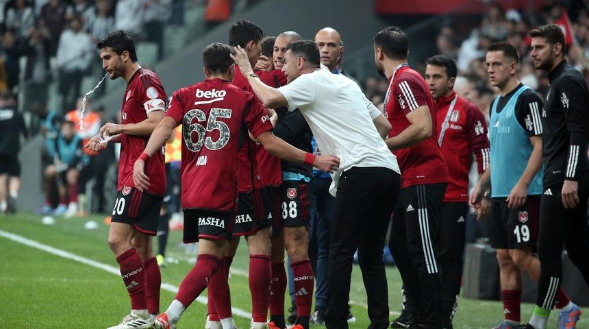 Beşiktaş'ta Gaziantep FK maçı sonrası itiraf: "Bugünkü ilk 11'i kurmak zordu!"
