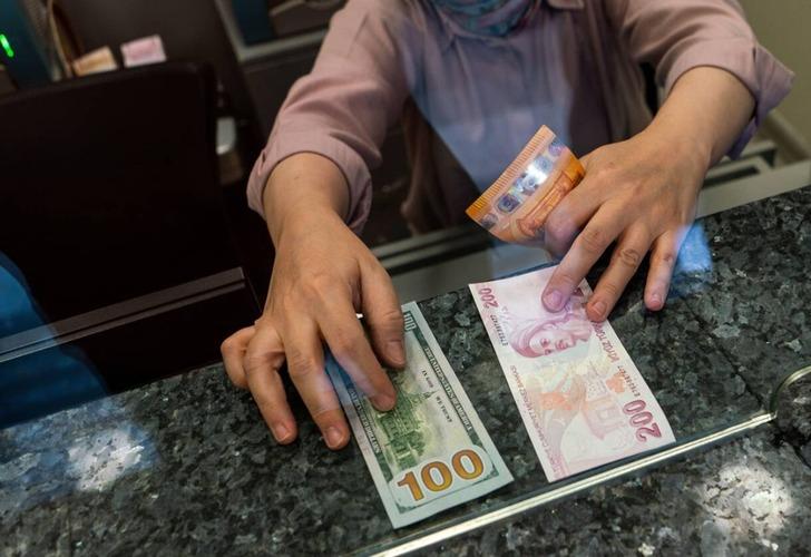 Merkez Bankası’ndan bir yıl sonra ilk! Döviz ve Türk Lirası için dikkat çeken analiz: Düzenlemeler sonrası belirgin düşüş