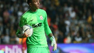 Galatasaray'dan Muslera'yı üzecek teklif! Sözleşmesi konusunda masaya oturuluyor...