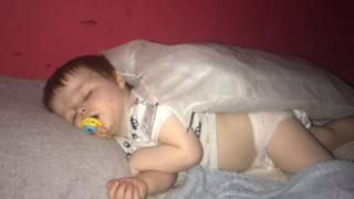 Evlerini tahtakuruları istila etti! Her yerleri ısırık içinde kaldı... Kulaklarından hatta burunlarından bile böcek çıkıyordu