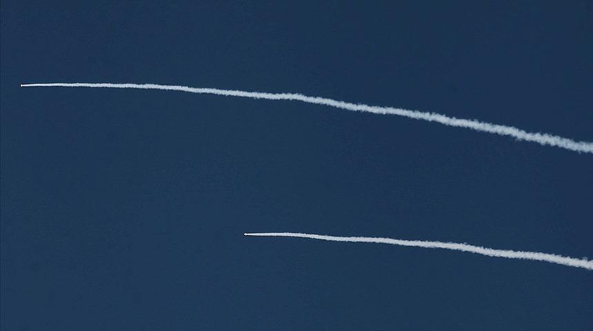 Hizbullah’tan İsrail'e füze saldırısı! Tel Aviv ve çevresi hedef alındı