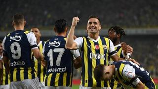 Fenerbahçe, Dusan Tadic'in balık tuttuğu anları paylaştı! Taraftarlar, 'Trabzonspor'a gönderme' dedi...