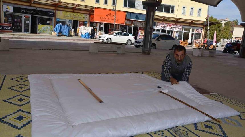 Depremzede yorgancı, çalışacağı bir konteyner iş yeri istiyor