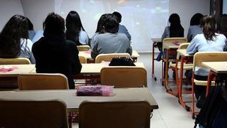 Okullardaki yeni tehlike şoke etti! Sosyal medyada itiraf sayfaları açıyorlar…