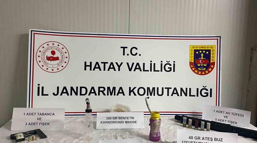 Şüpheli şahsın evinde uyuşturucu ve silah ele geçirildi