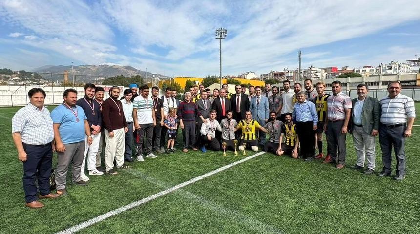 Türkiye Yüzyılı Futbol Turnuvası’nda şampiyon ’Çine Müftülüğü’ oldu