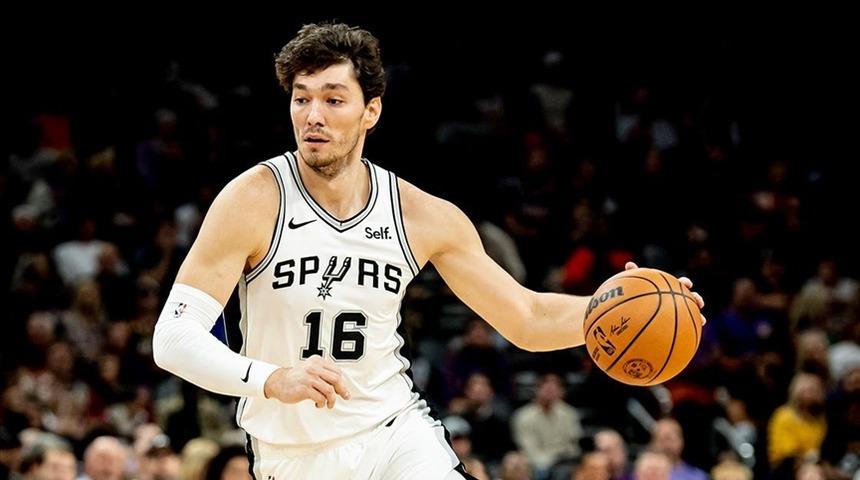 Cedi Osmanlı Spurs, Suns'ı 115-114 yendi