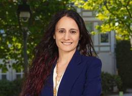 İpek Kıraç kimdir, kaç yaşında ve nereli? İnan Kıraç'ın evlatlıktan reddettiği kızı İpek Kıraç'ın biyografisi