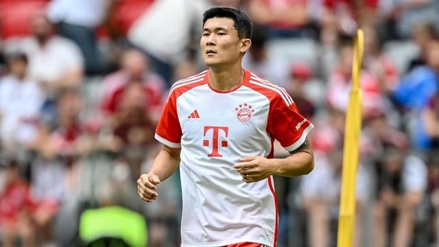 Fenerbahçe'nin eski stoperi Kim Min-Jae, Asya'da yılın uluslararası futbolcusu seçildi