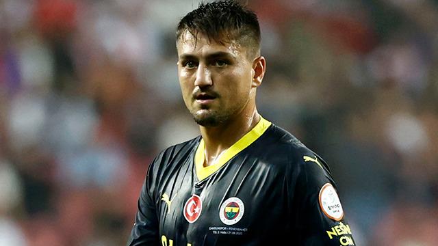 Fenerbahçe'nin yıldızı Cengiz Ünder, yeni aşkıyla ilk kez görüntülendi! Derya Uluğ konserinde...