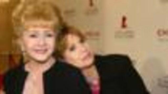 ABD'li aktris Debbie Reynolds, kızının ölümü sonrası hastaneye kaldırıldı