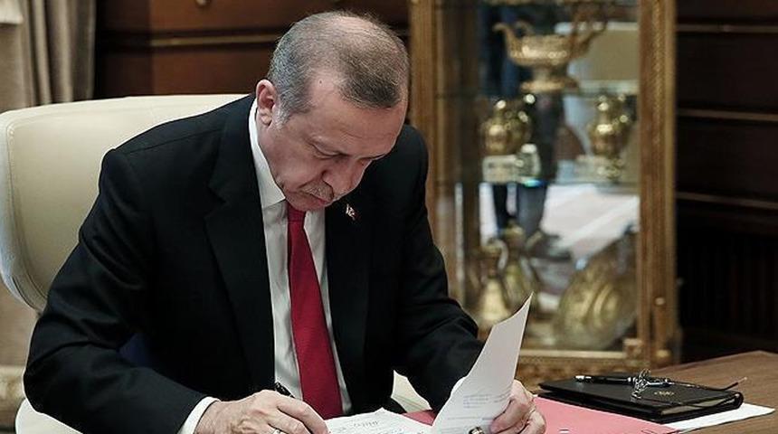 Cumhurbaşkanı Erdoğan imzaladı, karar Resmi Gazete'de yayımlandı! Rekabet Kurulu Başkanlığına Birol Küle atandı