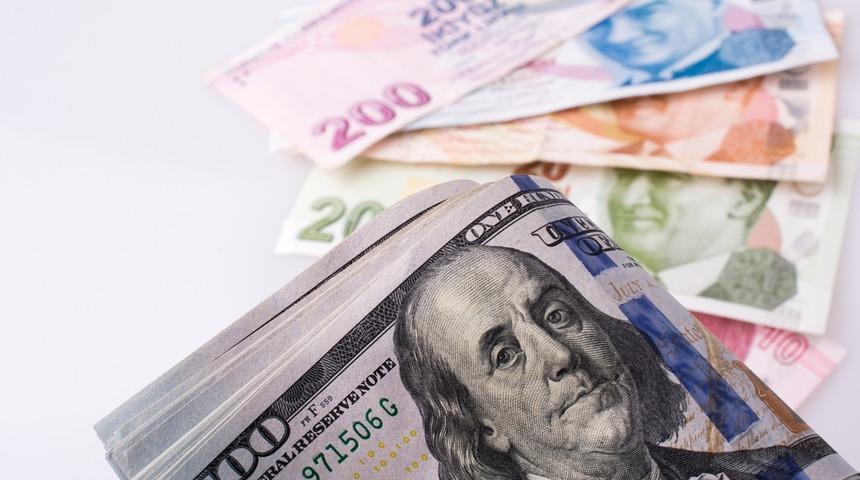 Döviz mevduatında 950 milyon dolarlık artış